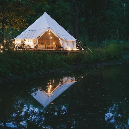 Glamping Taelt/Tent - Glampingzelt -Lodge - Sjoeutsikt Blattniksele Exteriör bild